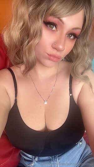 bunniegloomxx Nude Leaked Photo #4
