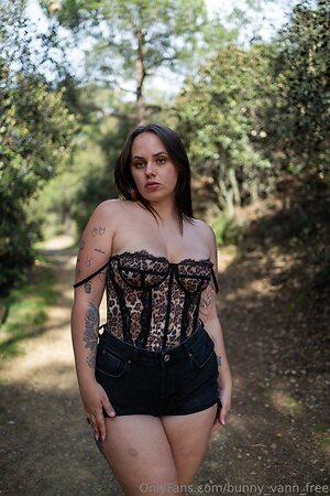 bunny vann free Nude Leaked Photo #10