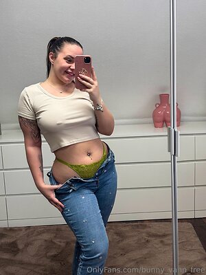 bunny vann free Nude Leaked Photo #22