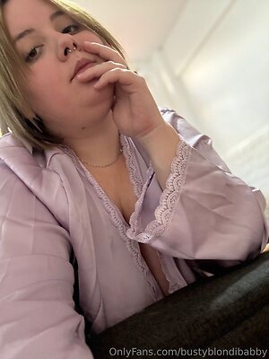 bustyblondibabby Nude Leaked Photo #39
