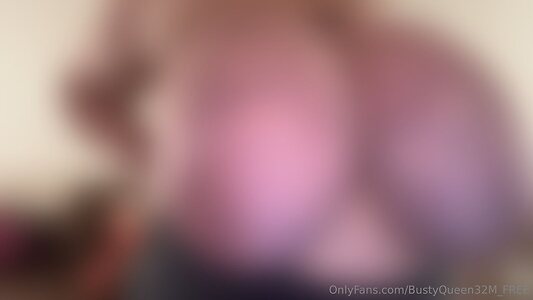 bustyqueen32m free Nude Leaked Photo #10