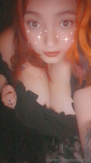 bustyykitten Nude Leaked Photo #11