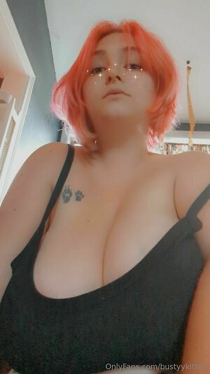 bustyykitten Nude Leaked Photo #27
