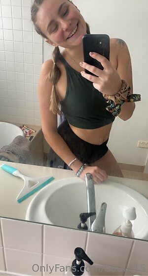buuur15 Nude Leaked Photo #35