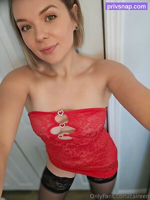 caireen Nude Leaked Photo #27