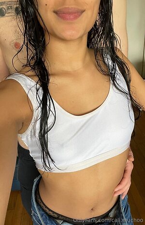 cali muchoo Nude Leaked Photo #16