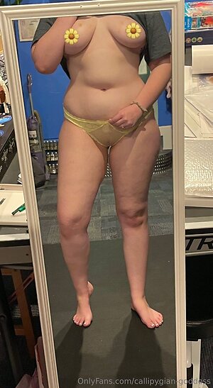 callipygian-goddess Nude Leaked Photo #11