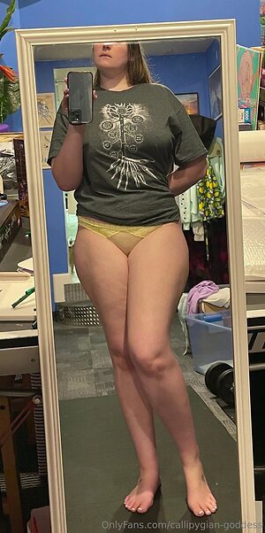 callipygian-goddess Nude Leaked Photo #13