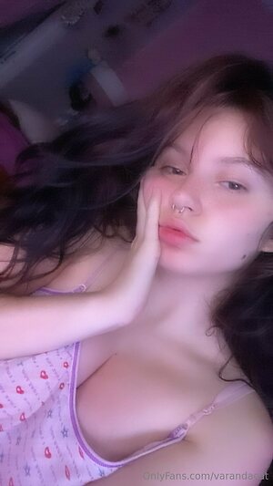 callmevaranda Nude Leaked Photo #20