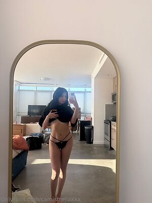 camistrellaxxx Nude Leaked Photo #2