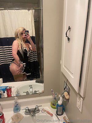 canadianbhaddiee Nude Leaked Photo #6