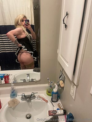 canadianbhaddiee Nude Leaked Photo #7