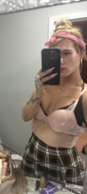canadianbhaddiee Nude Leaked Photo #14