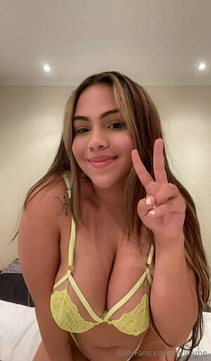cariname Nude Leaked Photo #17