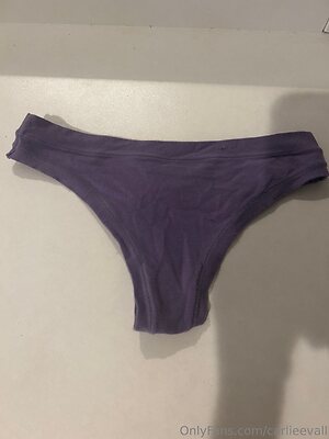 carlieevall Nude Leaked Photo #6