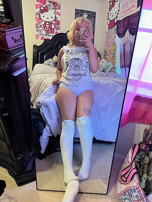 carmennl0ve Nude Leaked Photo #16
