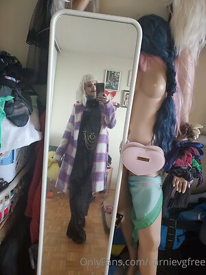 carnievgfree Nude Leaked Photo #9