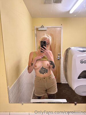 caroliiiiine Nude Leaked Photo #24