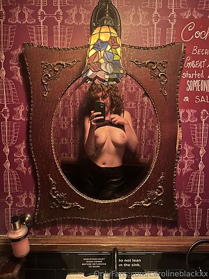 carolineblackxx Nude Leaked Photo #11