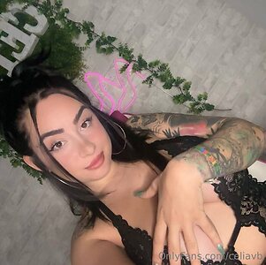 celiavb Nude Leaked Photo #23