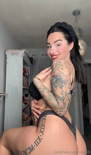 celiavb Nude Leaked Photo #35