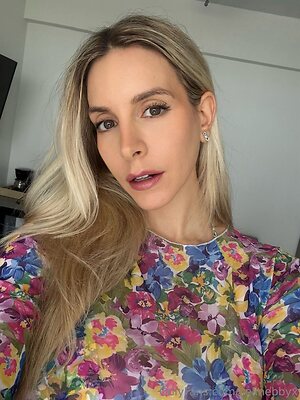 celinebbyx Nude Leaked Photo #14