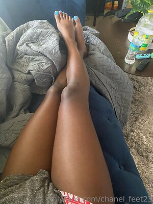 chanel feet23 Nude Leaked Photo #13