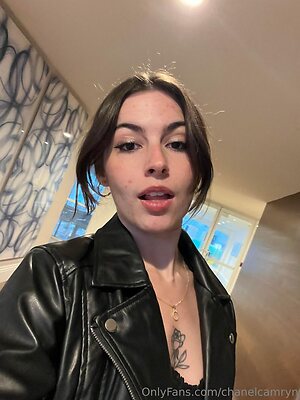 chanelcamryn Nude Leaked Photo #15