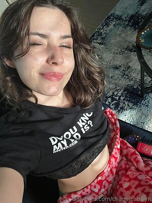 chanelcamryn Nude Leaked Photo #17