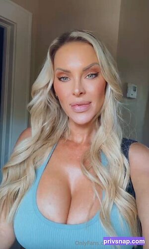 chanelrenee Nude Leaked Photo #35