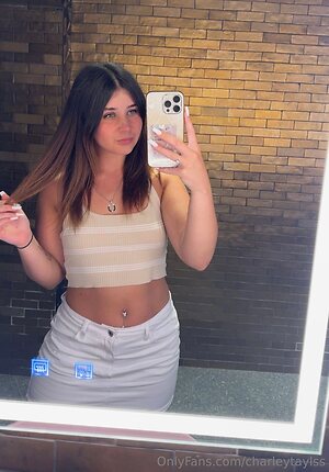 charleytaylss Nude Leaked Photo #19