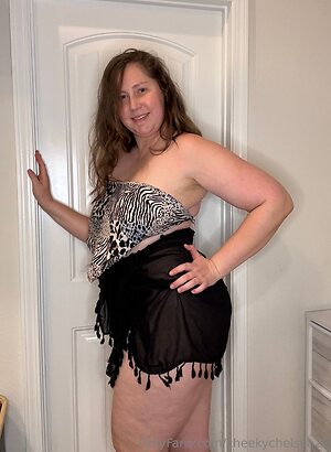 cheekychelsea2k Nude Leaked Photo #5