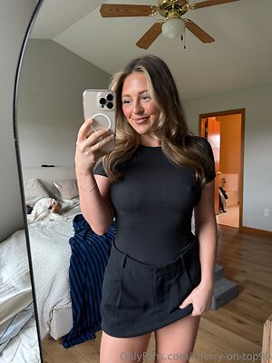cherry-on-top99 Nude Leaked Photo #22