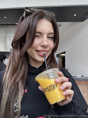 cherrycatxox
