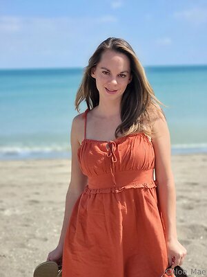 chloemaefree Nude Leaked Photo #19