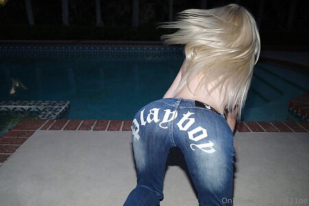 chloesart