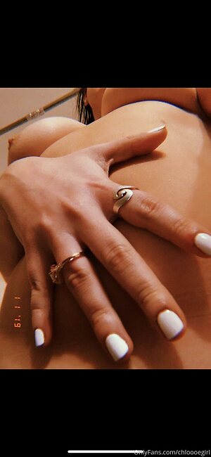chloooegirl Nude Leaked Photo #10