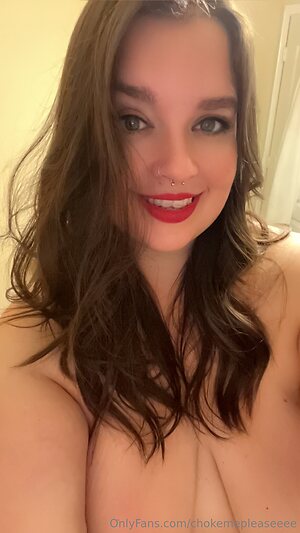 chokemepleaseeee Nude Leaked Photo #11