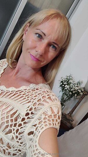 christine onlyfan Nude Leaked Photo #18