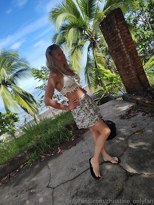 christine onlyfan Nude Leaked Photo #36