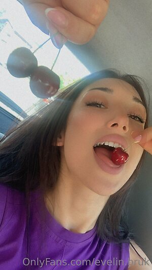 christinedoll Nude Leaked Photo #3