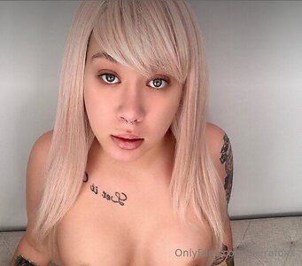 cierrafoxx Nude Leaked Photo #21