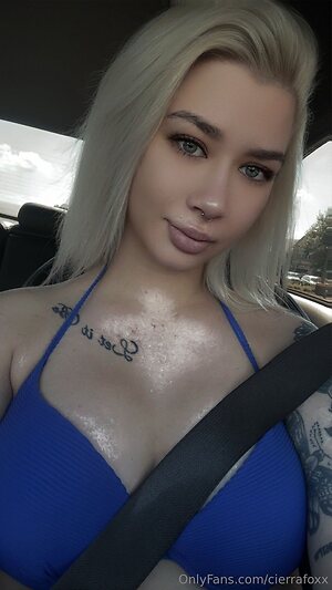 cierrafoxx Nude Leaked Photo #23