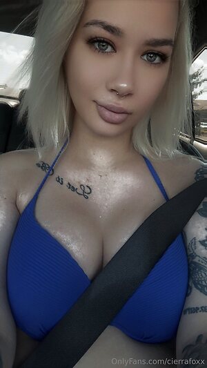 cierrafoxx Nude Leaked Photo #24