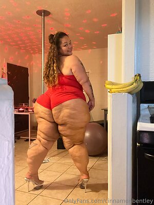 cinnamonbentley Nude Leaked Photo #19