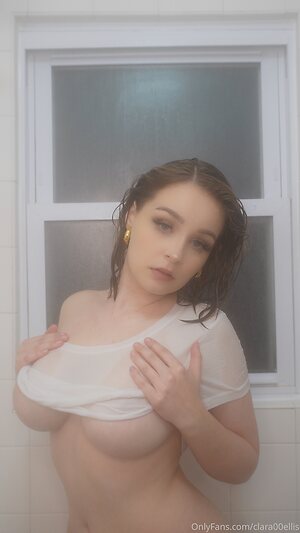 clara00ellis Nude Leaked Photo #25