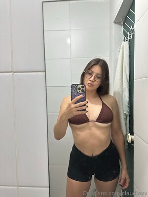 claudiavv Nude Leaked Photo #4
