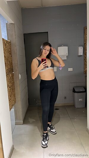 claudiavv Nude Leaked Photo #7