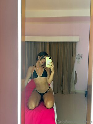 cleo x Nude Leaked Photo #5