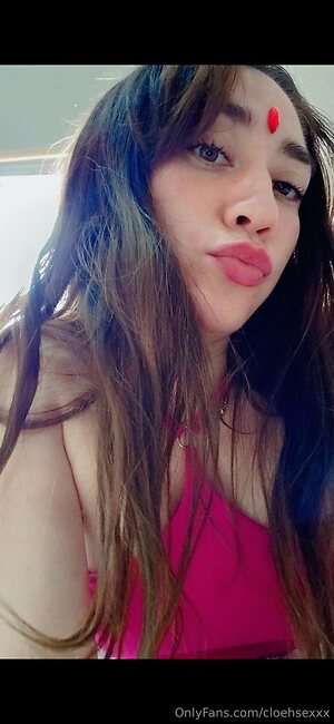 cloehsexxx Nude Leaked Photo #17